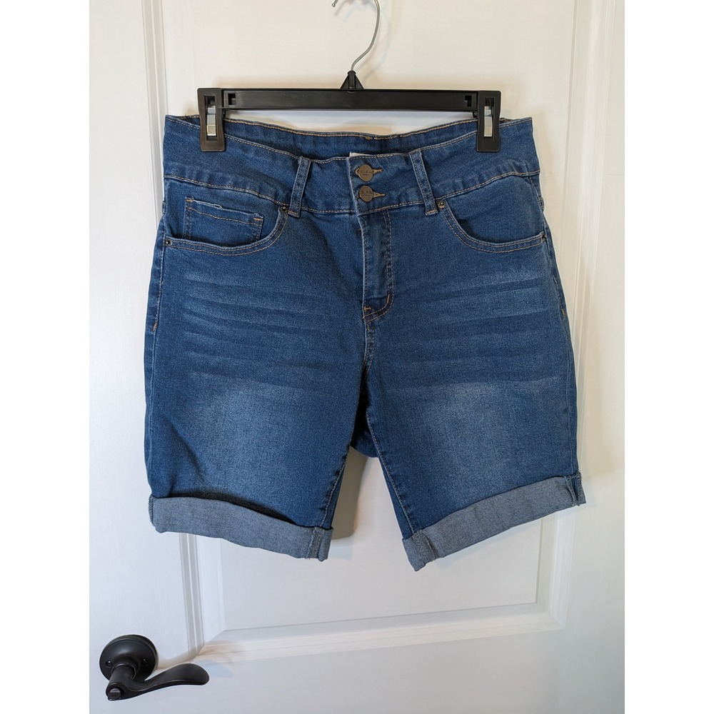 Bleu Denim Womens Plus 14W Bermuda Shorts Medium Wash Double Button BWL0031